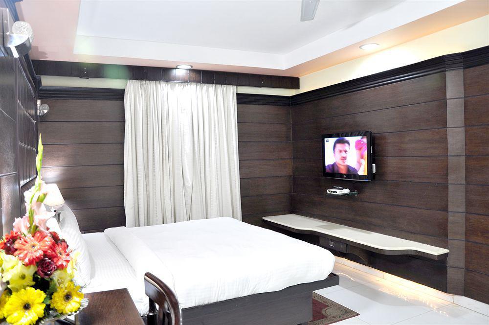 Sun Hotel Agra Ngoại thất bức ảnh
