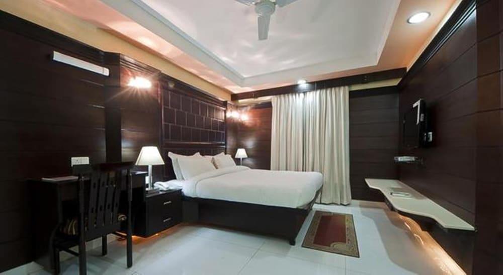 Sun Hotel Agra Ngoại thất bức ảnh