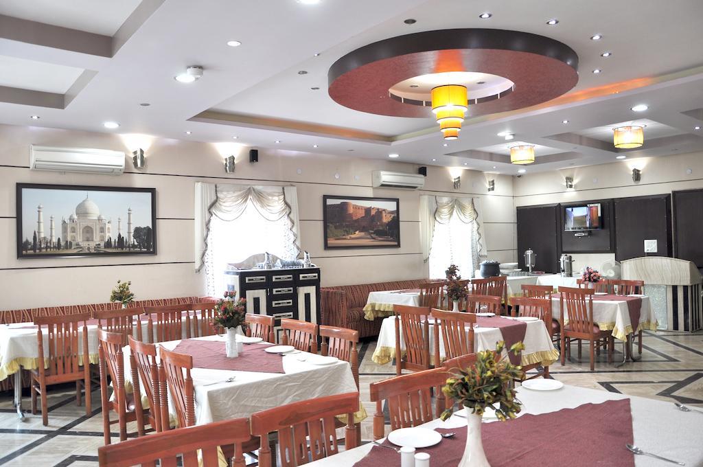 Sun Hotel Agra Ngoại thất bức ảnh